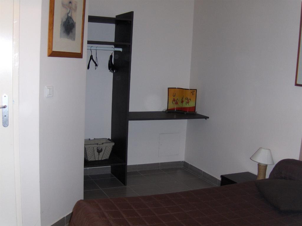 Hotel Le Juliano Carbon-Blanc Room photo
